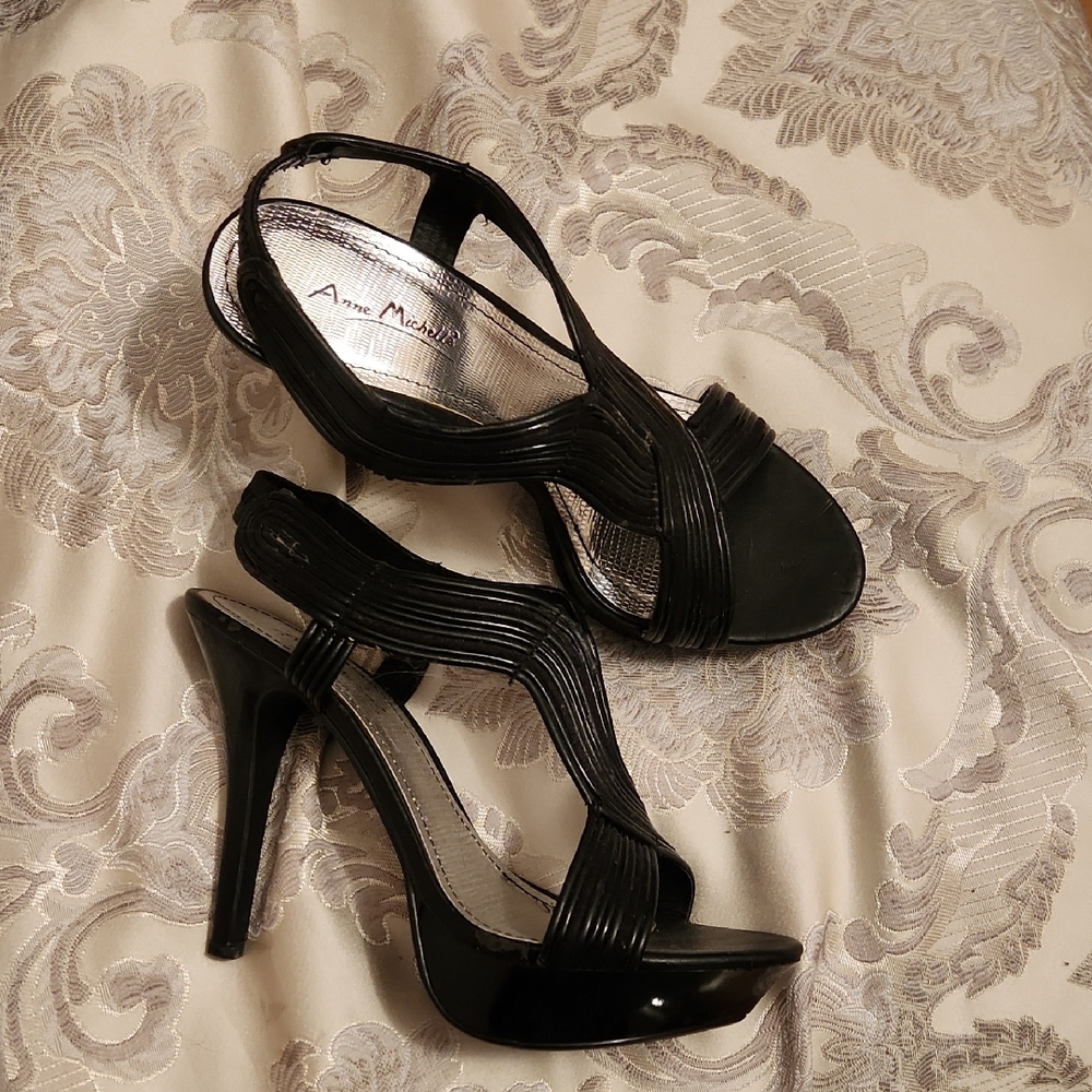 Anne Michelle Black Women's Heels